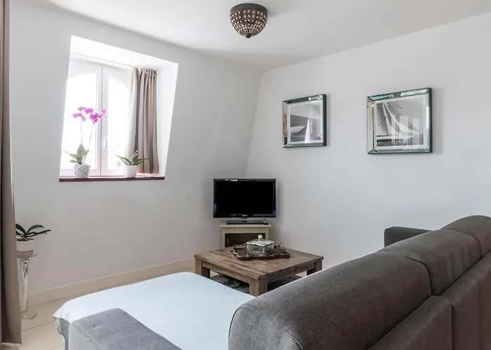 Mailys By Interhome * 阿卡雄