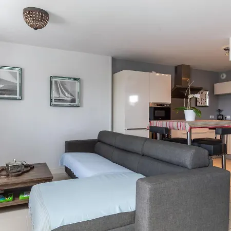 Apartment Mailys By Interhome Arcachon